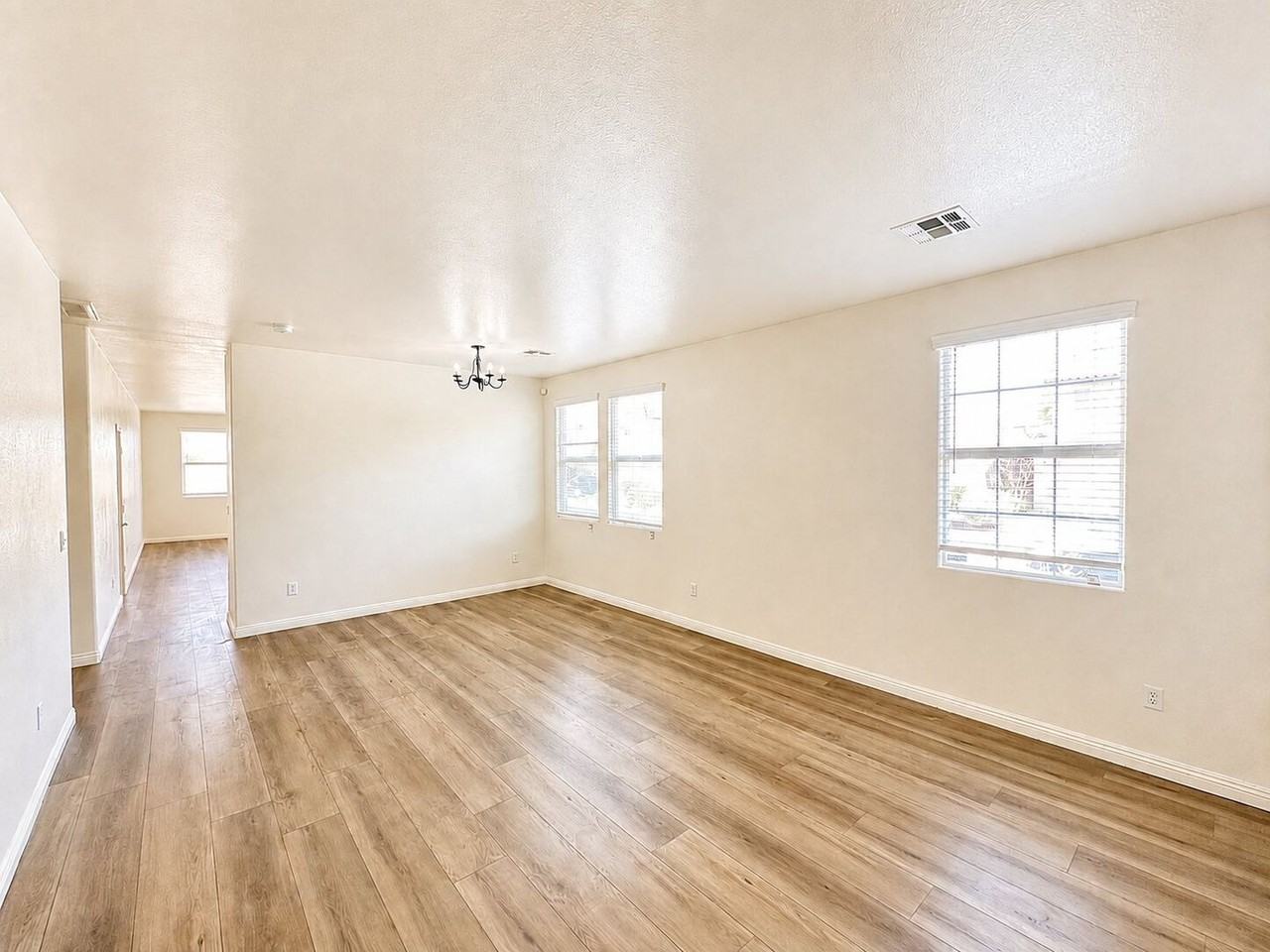 11227 Accademia Ct - Photo 4 of 23