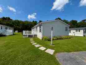 17 Meadowview Dr - Photo 1 of 1