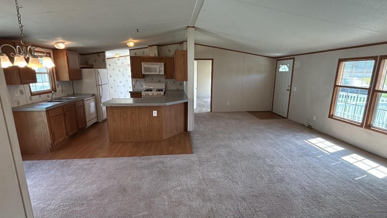 17 Meadowview Dr - Photo 7 of 23