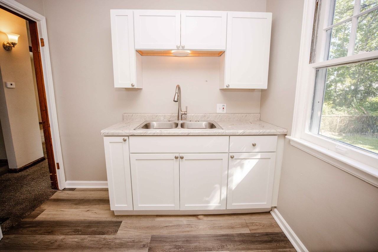 3428 Beaumont Dr - Photo 6 of 32