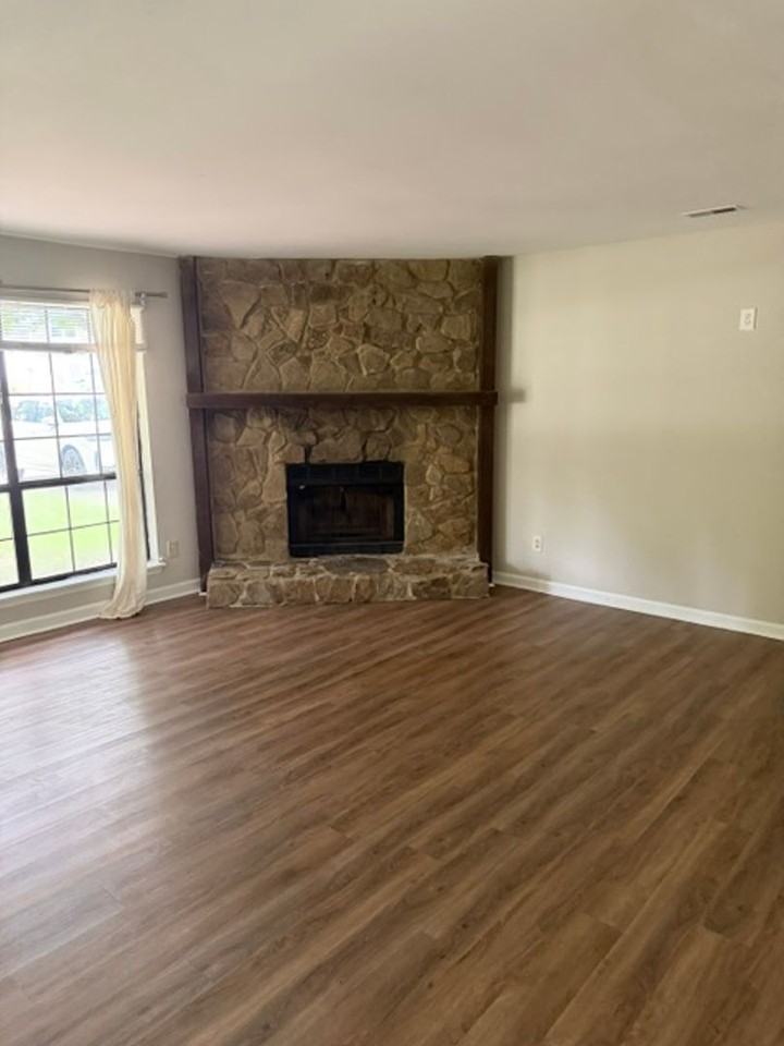 6702 Woodthrush Dr - Photo 3 of 11