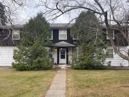 featured image of 922 Broadway St