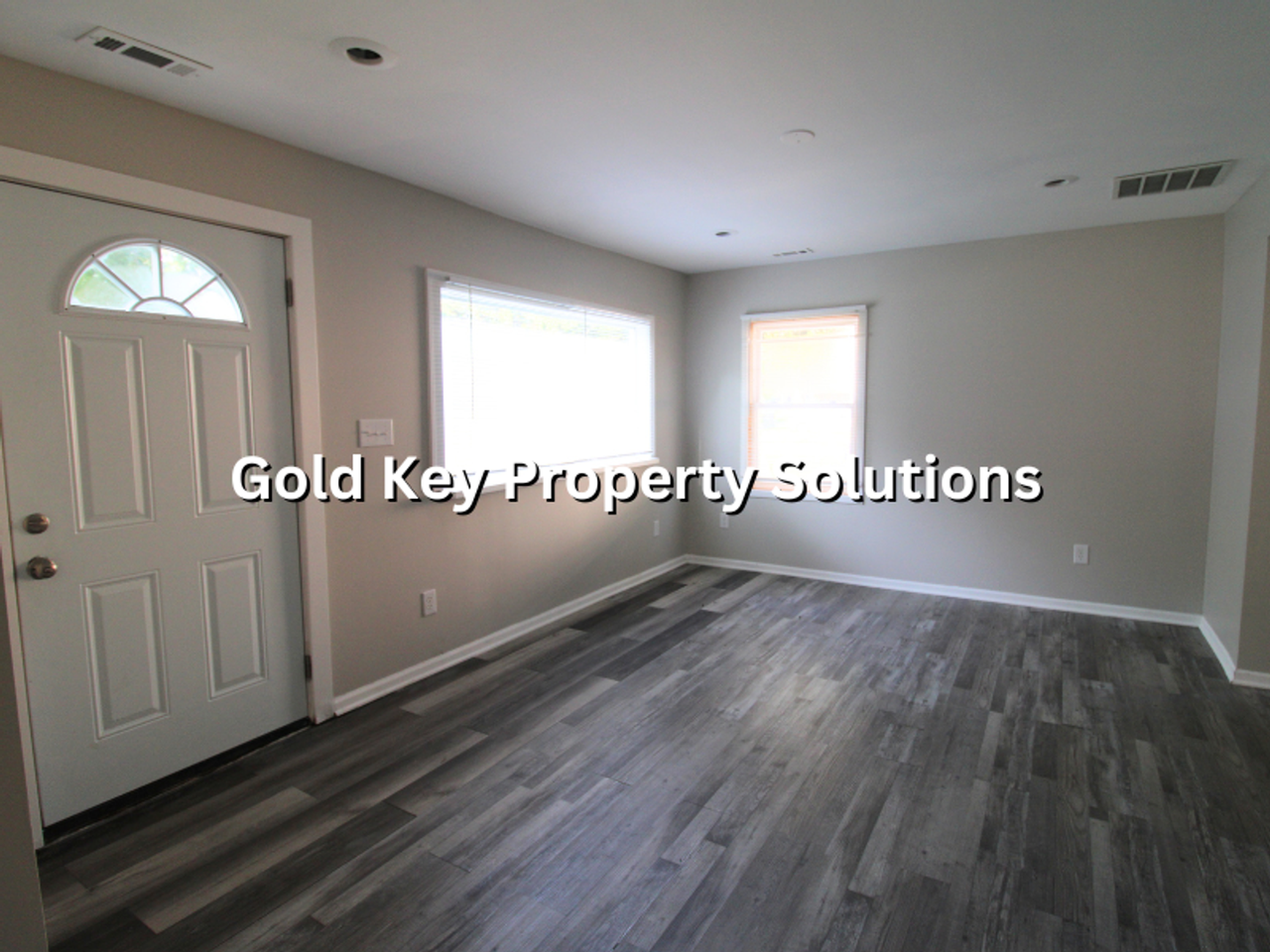 2614 Fowler St - Photo 7 of 20