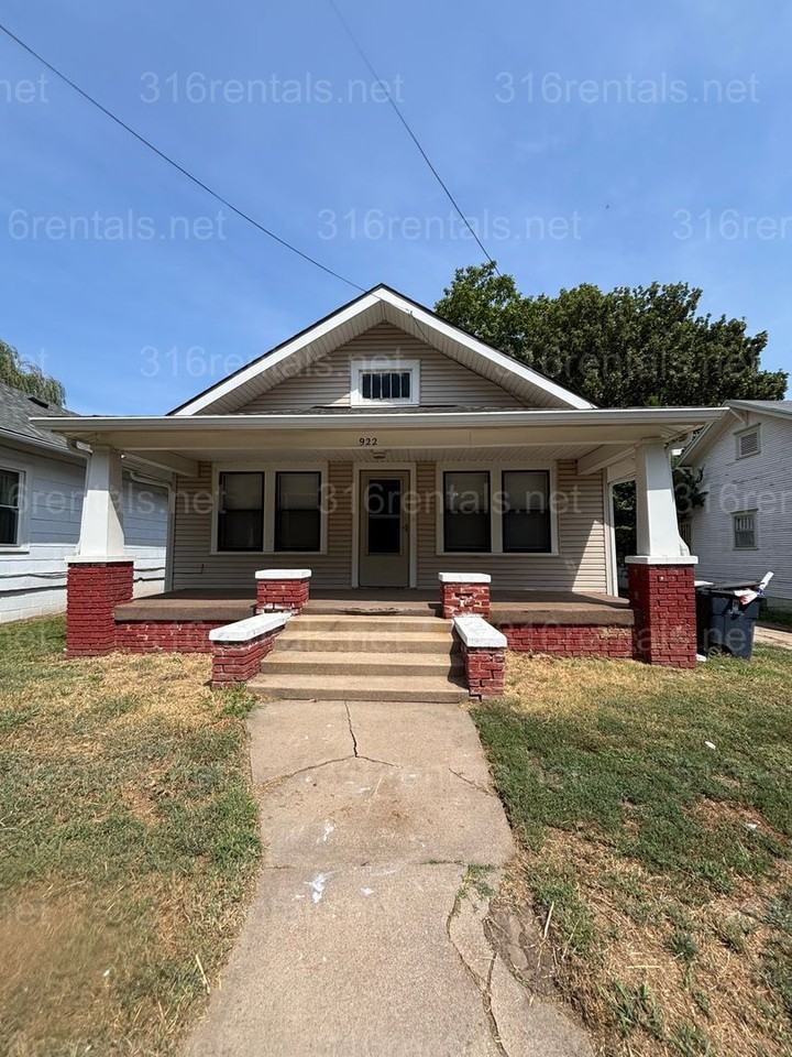 922 W 2nd Ave - Photo 2 of 2