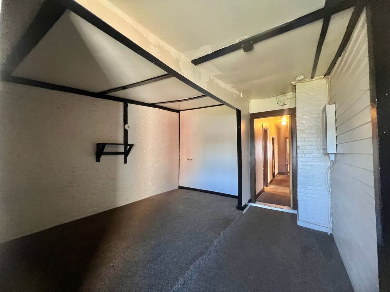 92 Main Ave - Photo 5 of 8