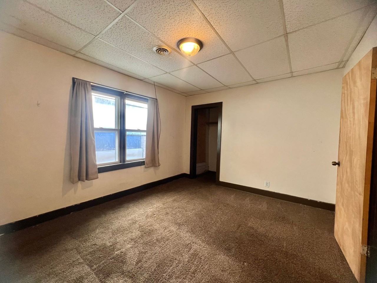 92 Main Ave - Photo 7 of 8