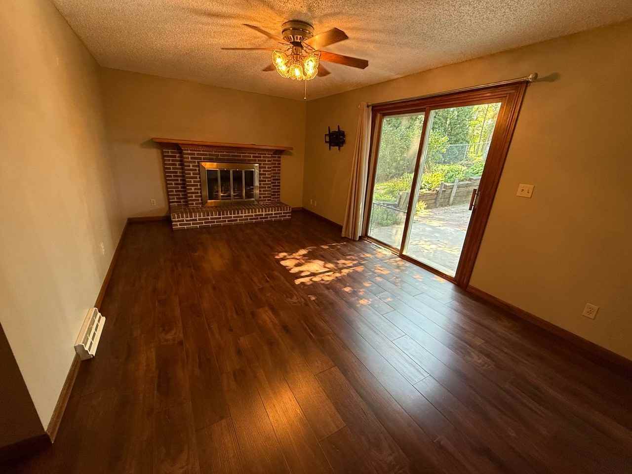 2003 Skyline Dr - Photo 2 of 18