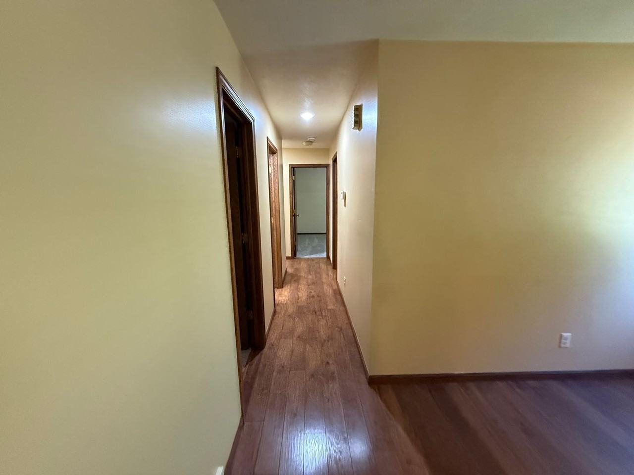 2003 Skyline Dr - Photo 5 of 18