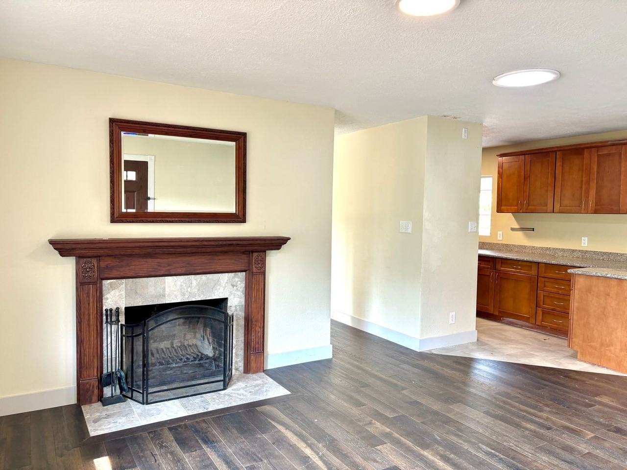 2915 Ne Fremont Dr - Photo 4 of 25