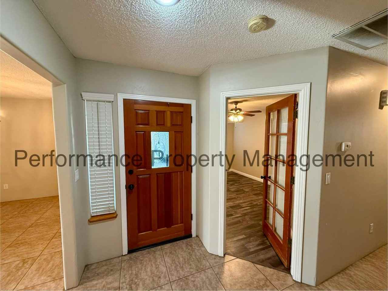 10910 Mohican Dr - Photo 2 of 23