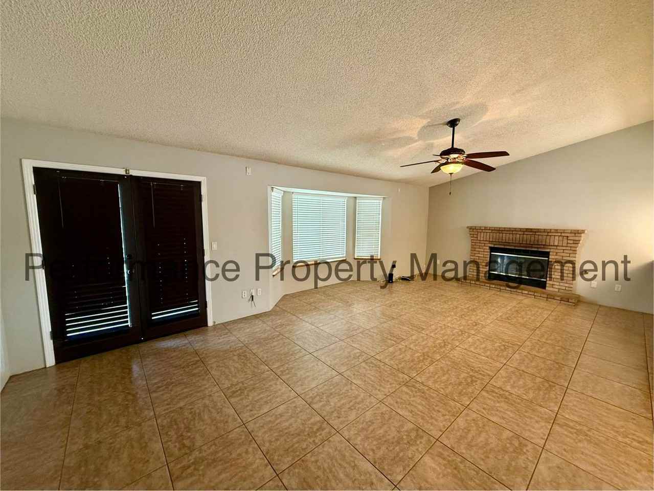 10910 Mohican Dr - Photo 3 of 23