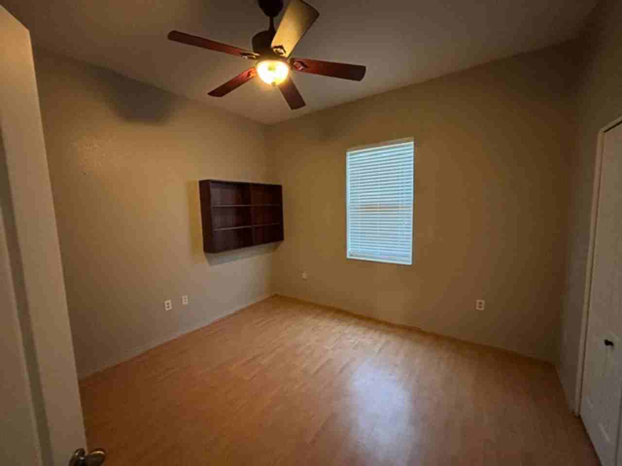 15425 Sonora Dr - Photo 4 of 13