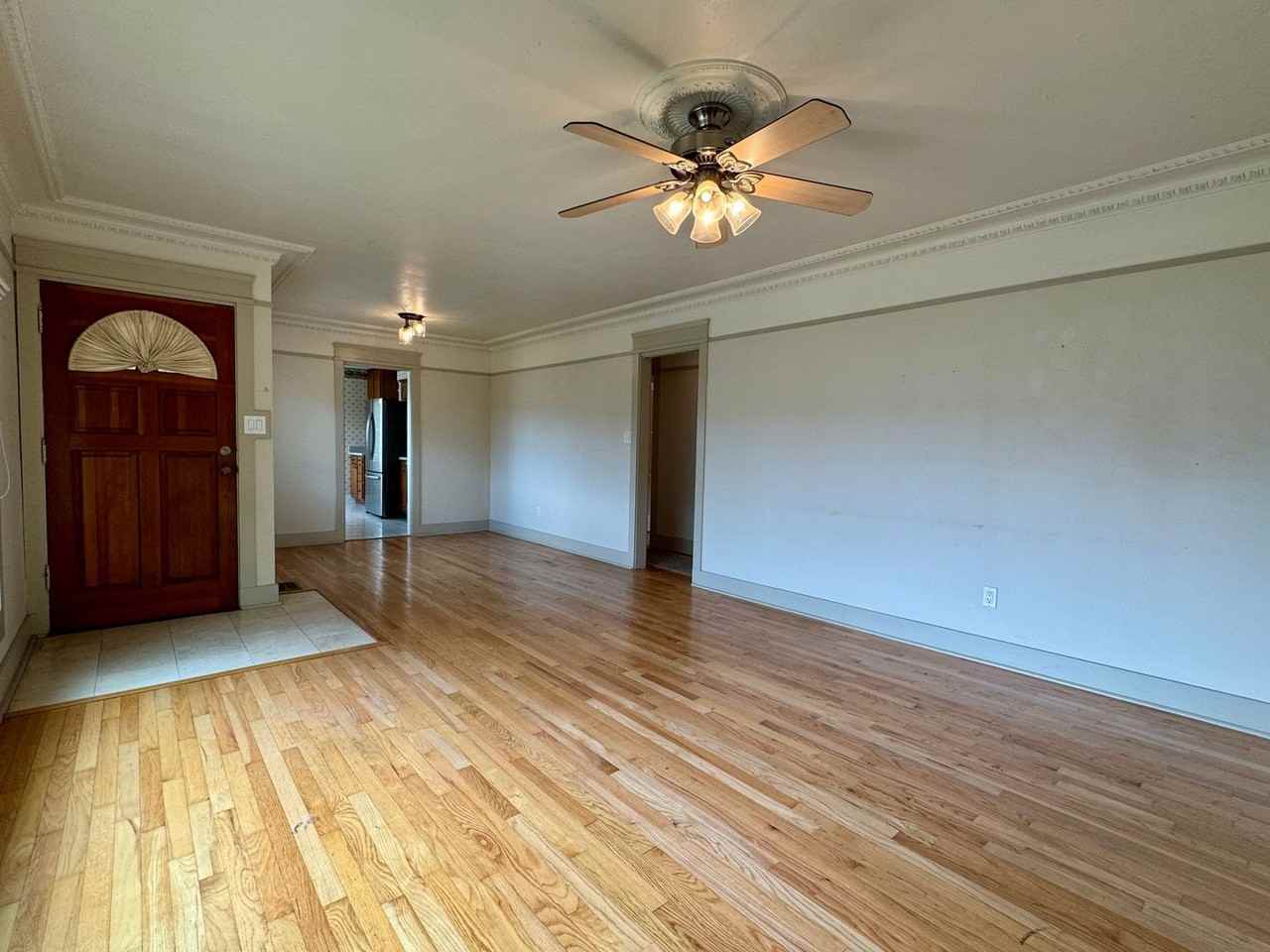 8829 Greenview Pl - Photo 4 of 47