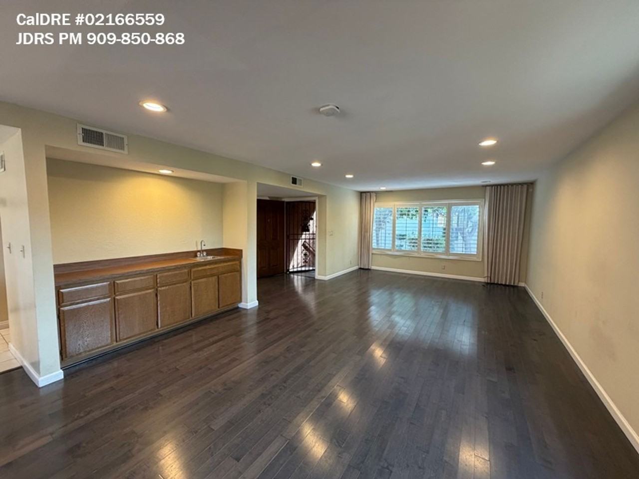 816 W Naomi Ave #10 - Photo 6 of 21
