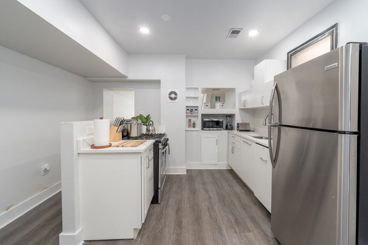 918 Ramsay St - Photo 7 of 21