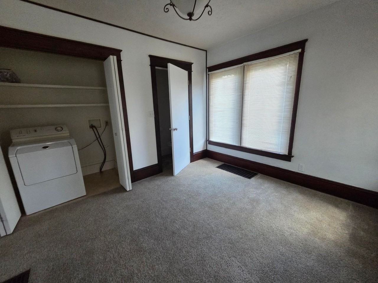 310 Sharp St - Photo 7 of 15