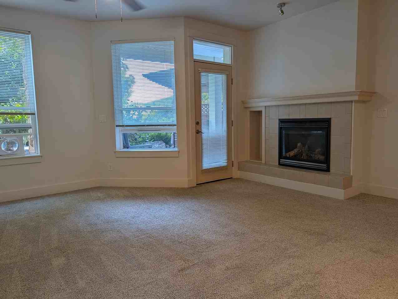 1416 Lindsay Loop #104 - Photo 3 of 11