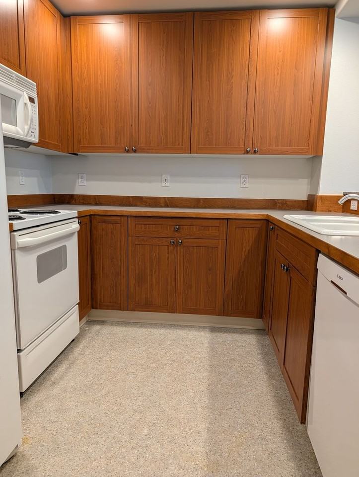 1416 Lindsay Loop #104 - Photo 5 of 11