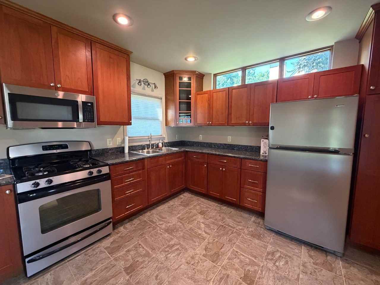 160 North Ave W - Photo 7 of 20