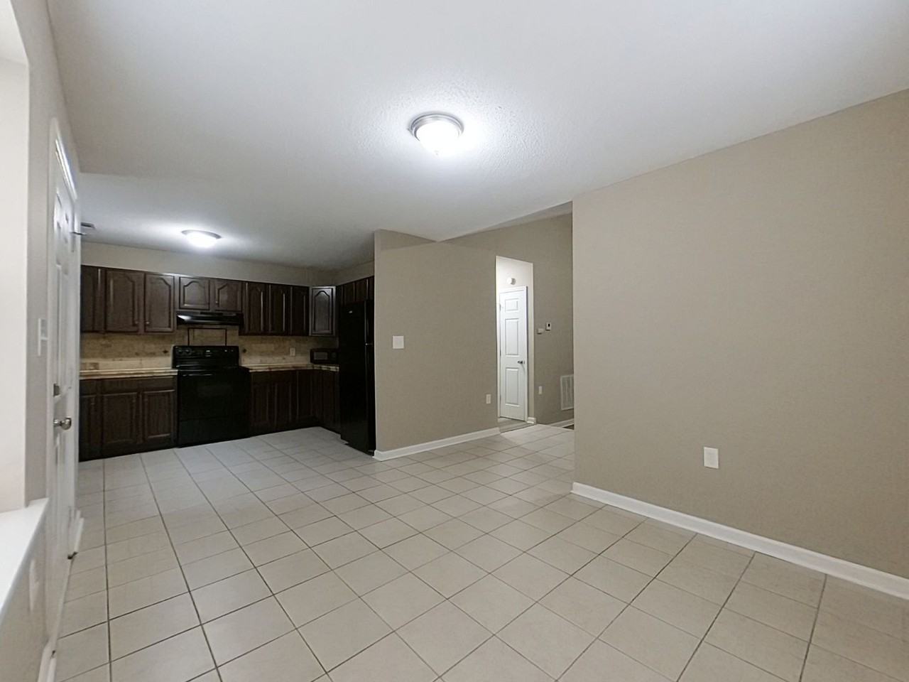 319 Sumter St Ne - Photo 7 of 18