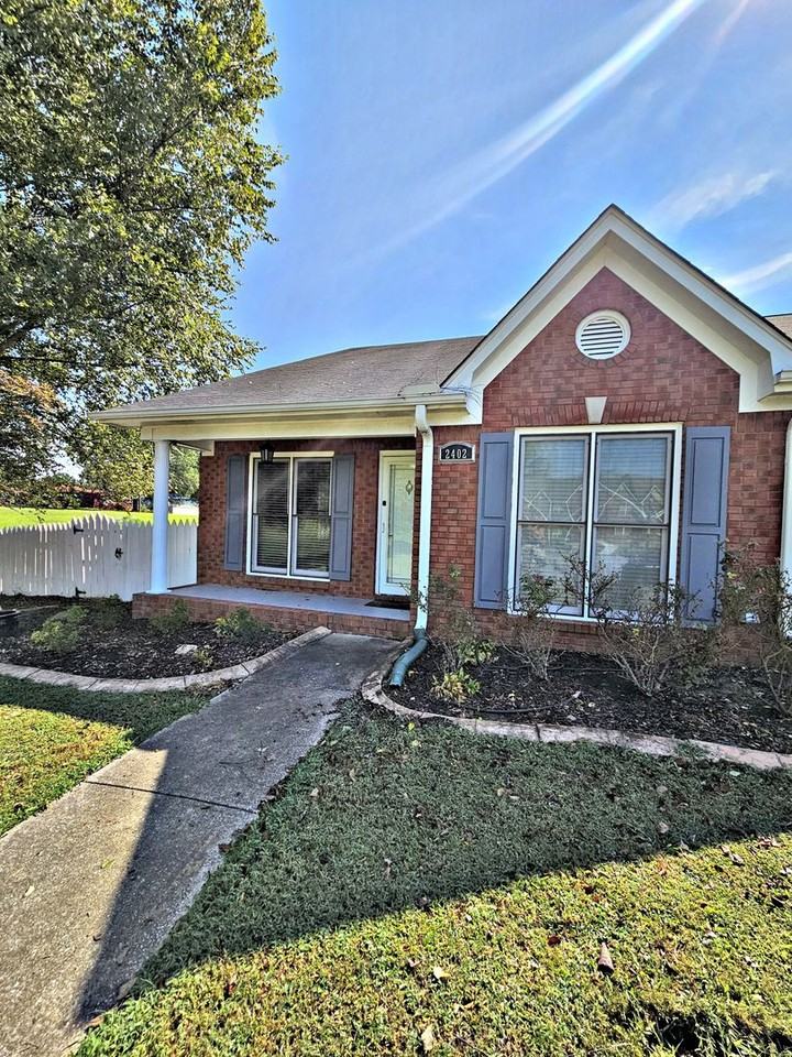 2402 Harpeth Pl Sw - Photo 2 of 28