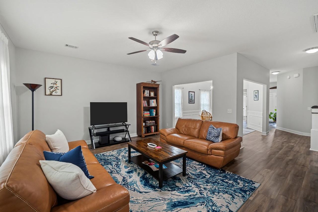 25 Perlieu Ct - Photo 7 of 50