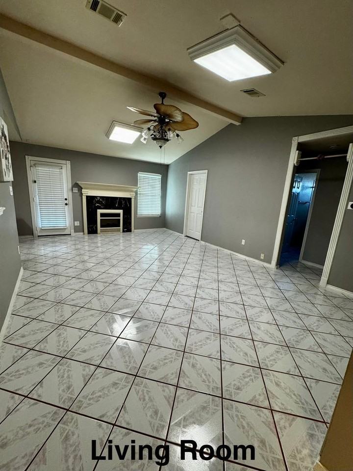 8514 Red Willow Dr - Photo 4 of 23