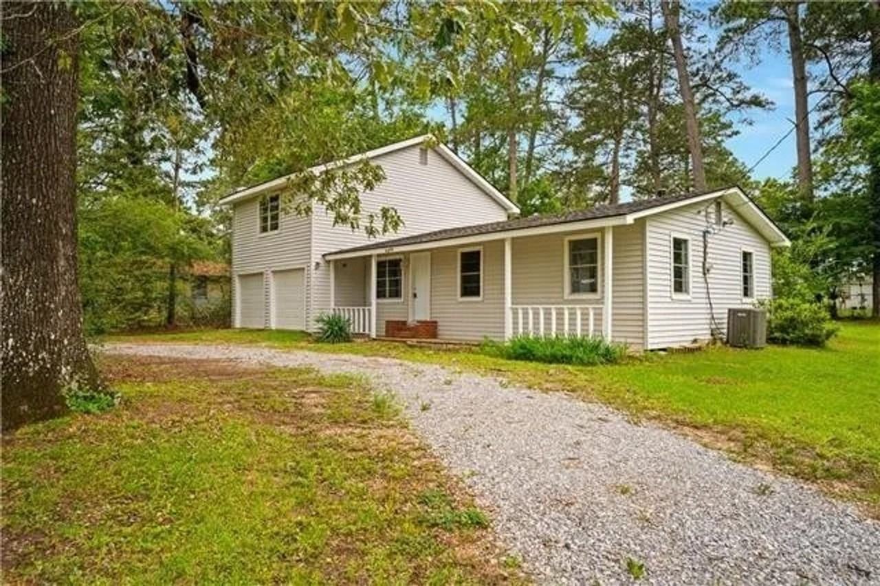 1219 Paradise Rd - Photo 2 of 14