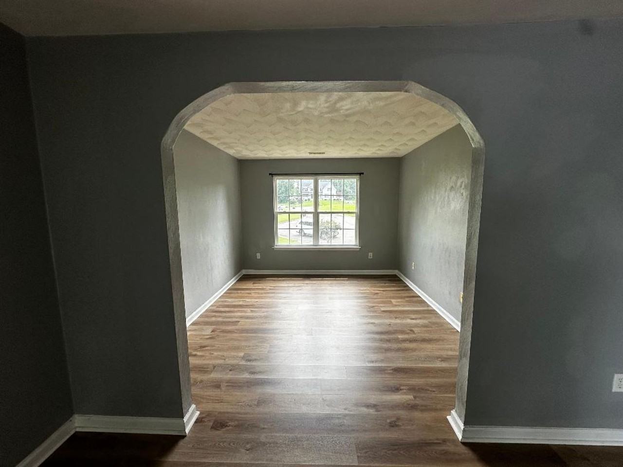 8781 Lake Jordan Ct - Photo 6 of 10