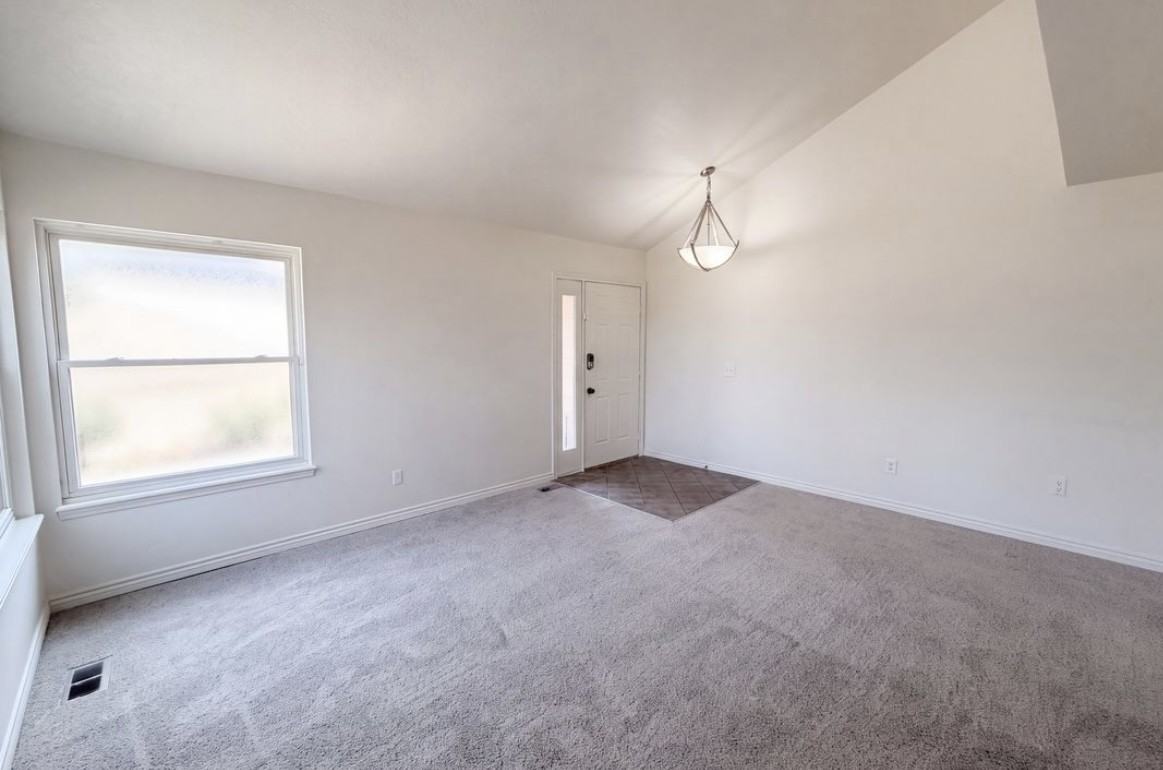 8273 West Plymouth Place - Photo 4 of 17