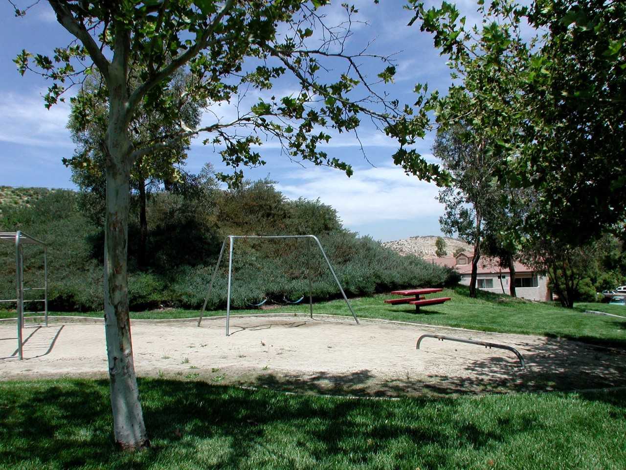 Canyon Country Villas - Photo 3 of 9