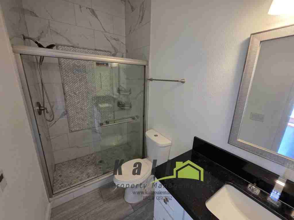 536 Davidson St - Photo 5 of 9