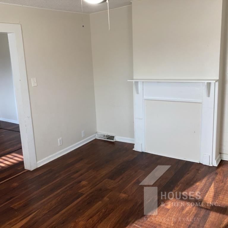 1211 Easley Bridge Rd - Photo 3 of 19
