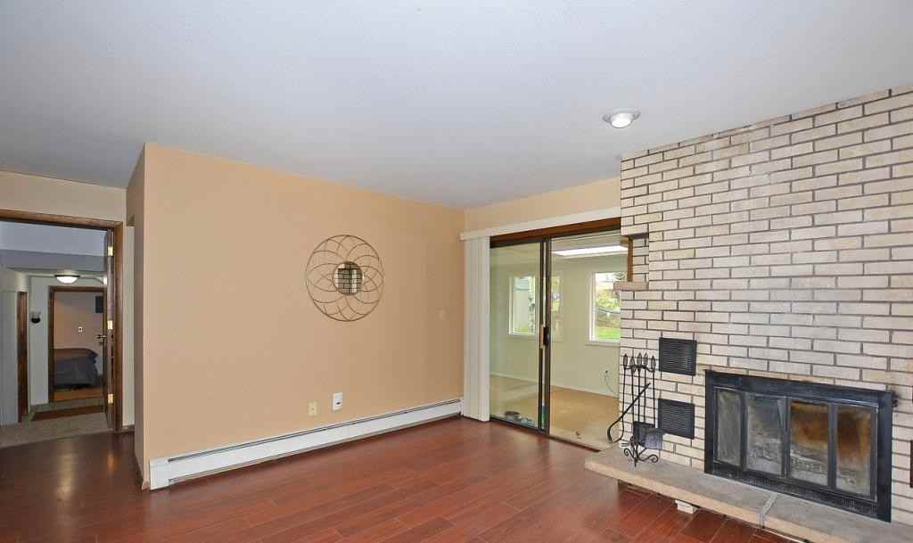 1520 W 12th St - Photo 6 of 26