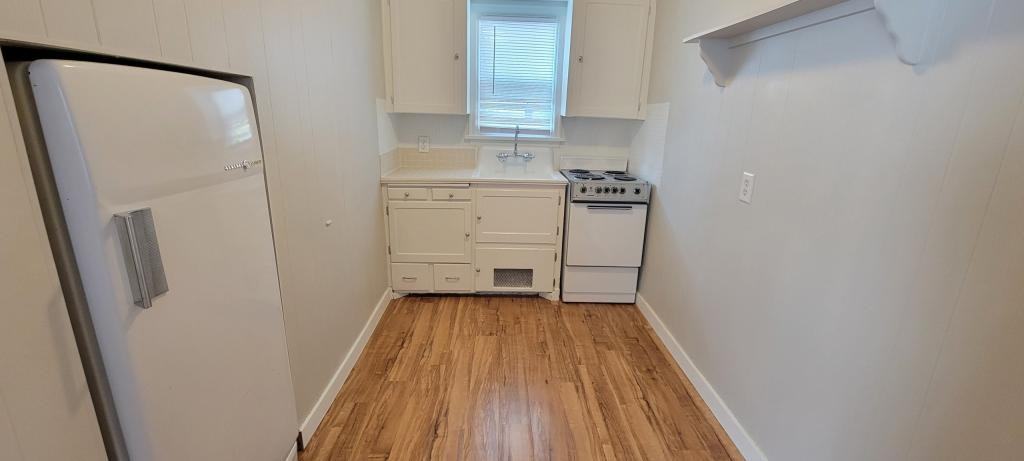1239 Kimberly Rd - Photo 5 of 10