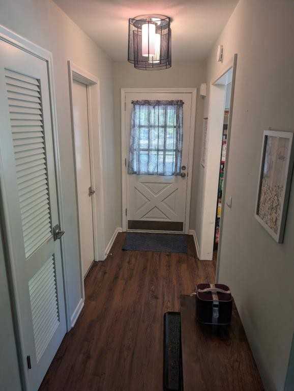 3945 W 44th St - Photo 5 of 11
