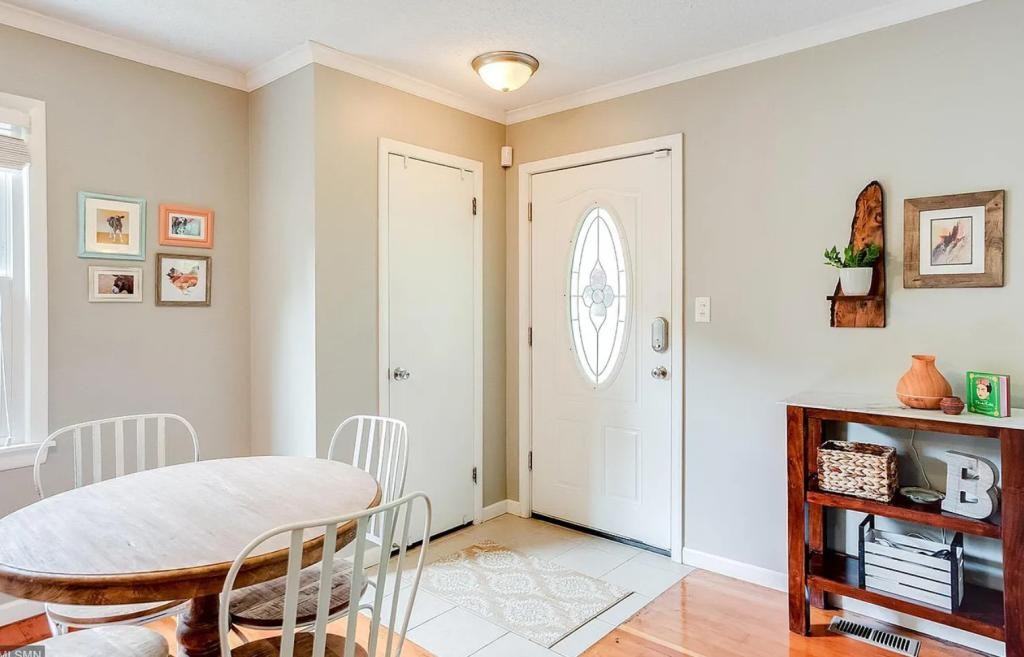6905 Sheridan Ave S - Photo 2 of 22