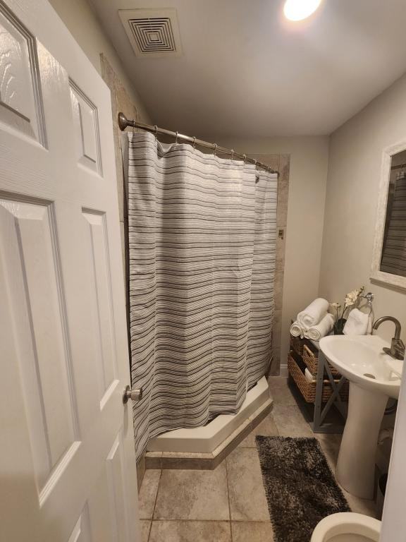 11819 Branch Mooring Dr - Photo 3 of 13