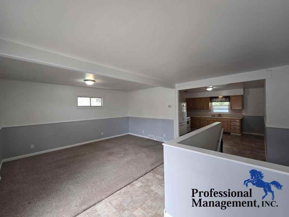 747 Burlington Ave - Photo 3 of 9