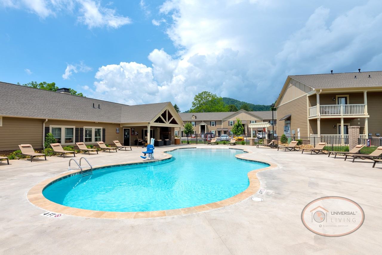 The Villas at Avery Creek - Photo 2 of 50