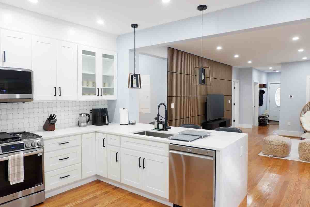 11 Ashmont St ##1 - Photo 3 of 22