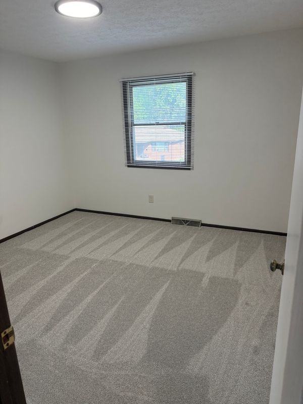 1240 Cottage Pl Nw - Photo 6 of 12