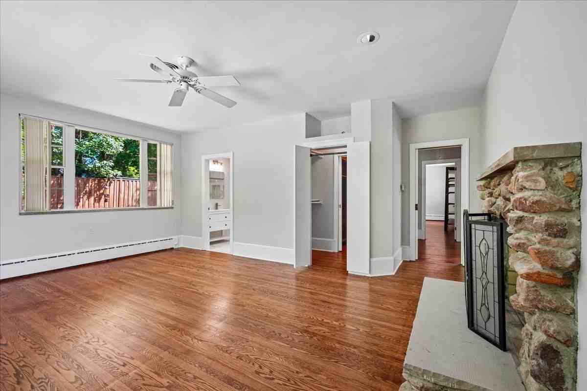 8106 W Boulevard Dr - Photo 5 of 16