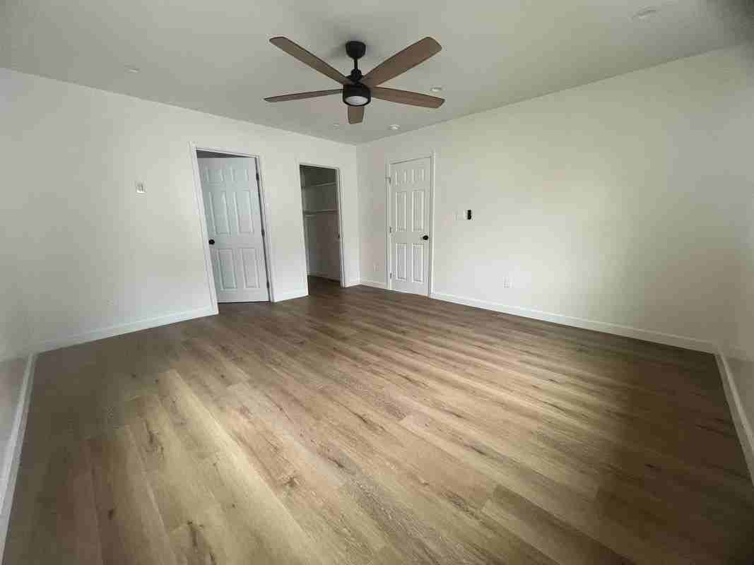 339 S Avenue 56 - Photo 6 of 9