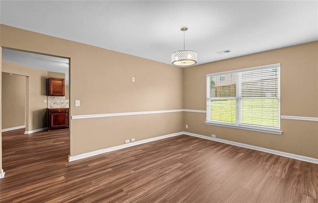 4124 Alveston Dr - Photo 7 of 31