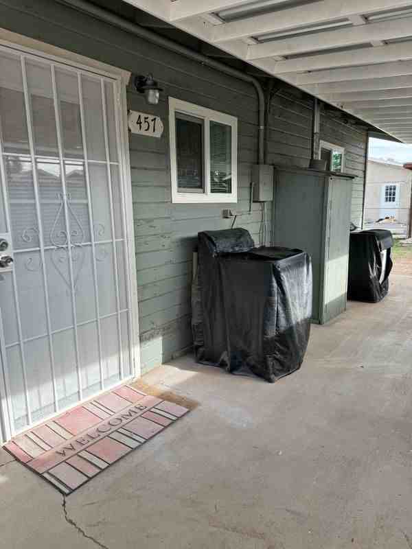 455 I St - Photo 4 of 5