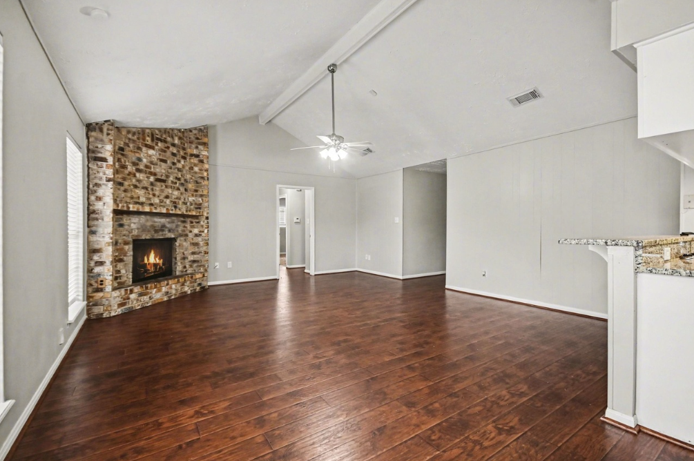 15723 Blackhawk Blvd - Photo 6 of 19
