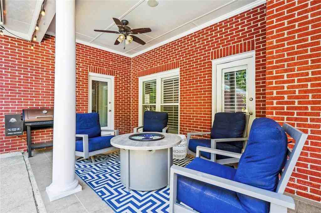 9691 Bent Brook Dr - Photo 5 of 50