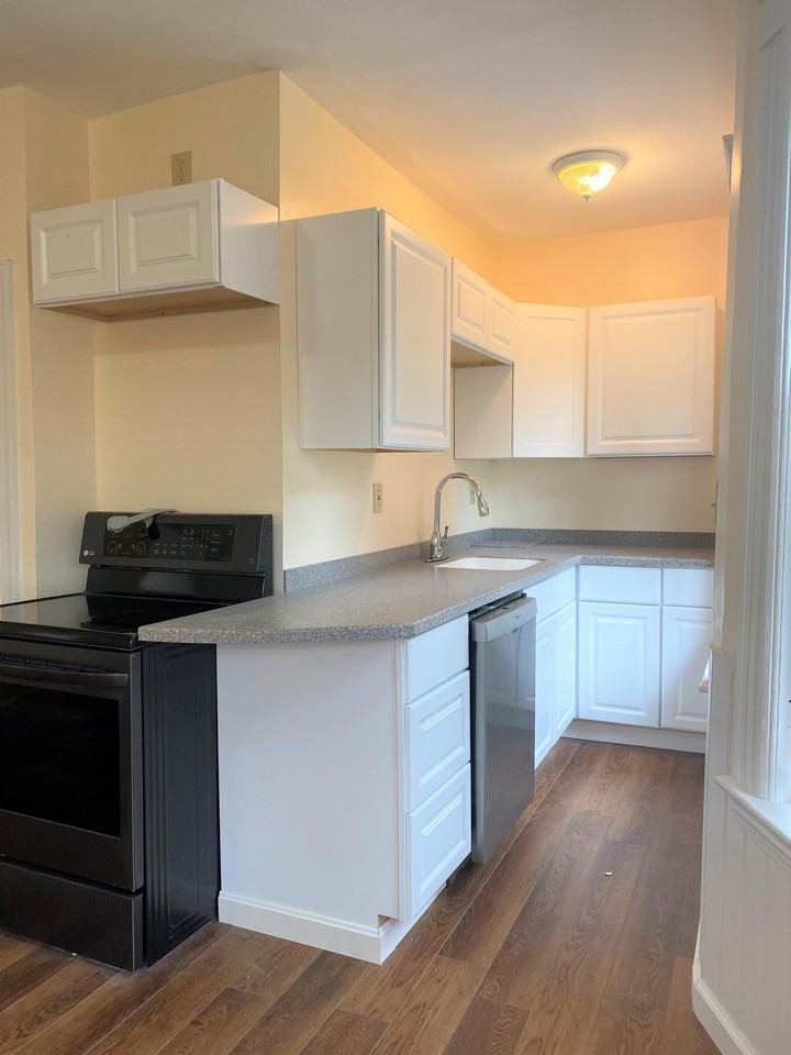 68 Everard St #2 - Photo 4 of 20