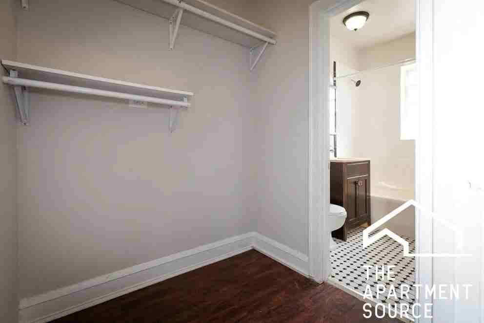 6748 N Ashland Ave #L5 - Photo 4 of 7